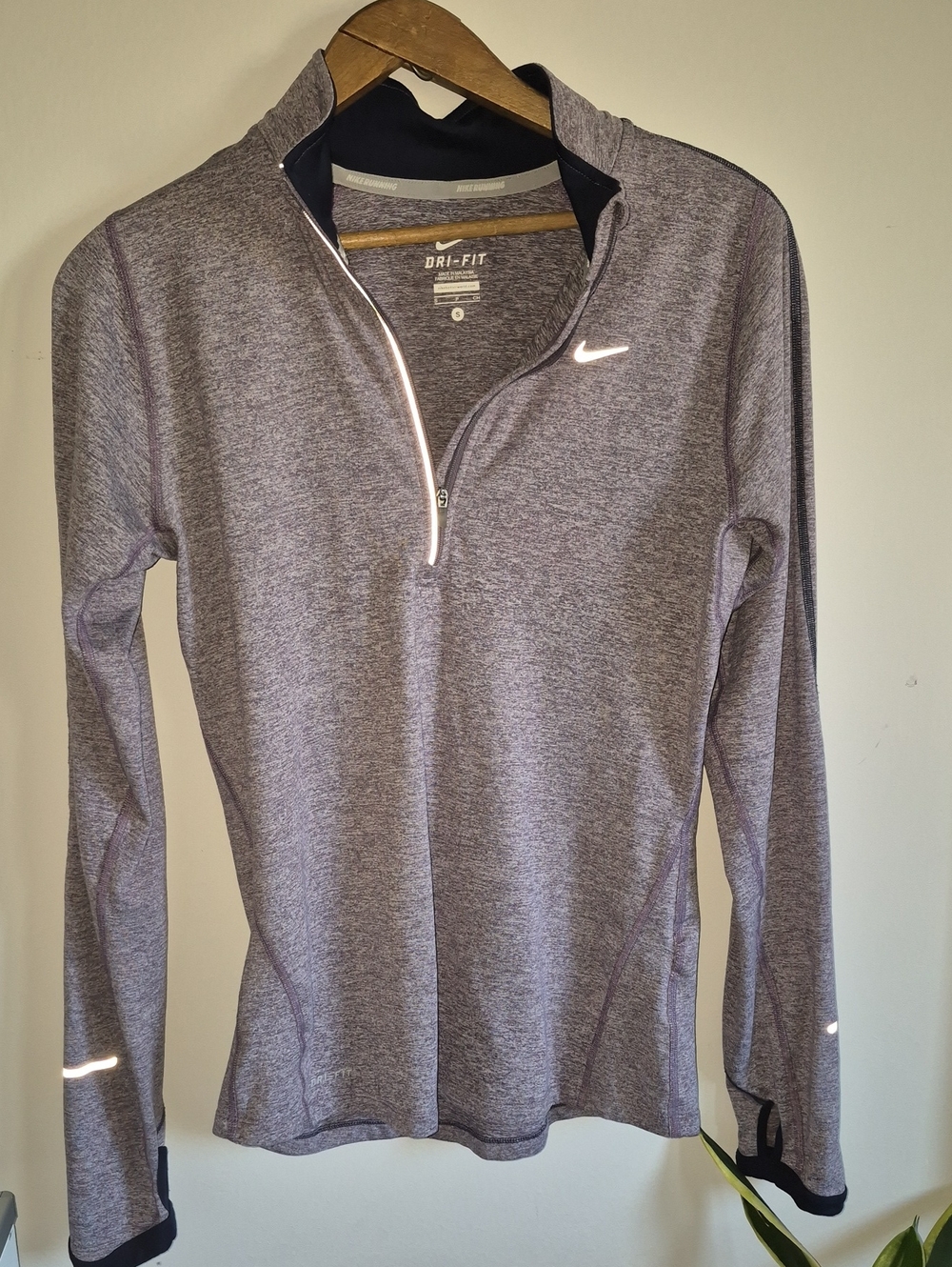 Nike Dri-FIT Heathered Purple 1/2-Zip Women's Sweater